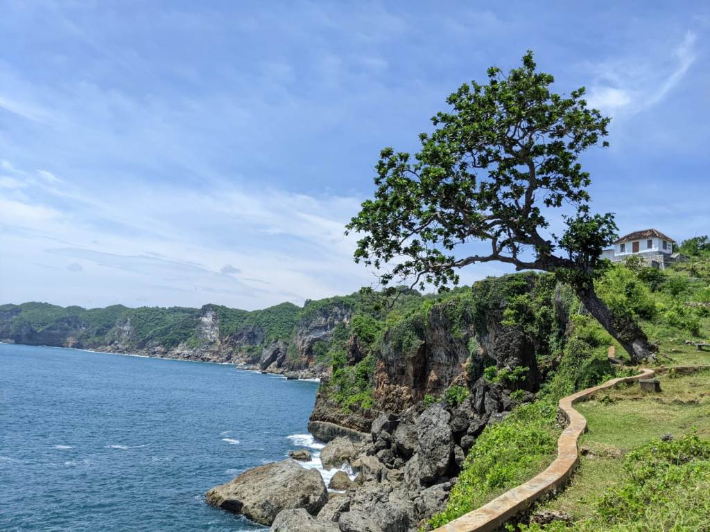 Pantai Kesirat