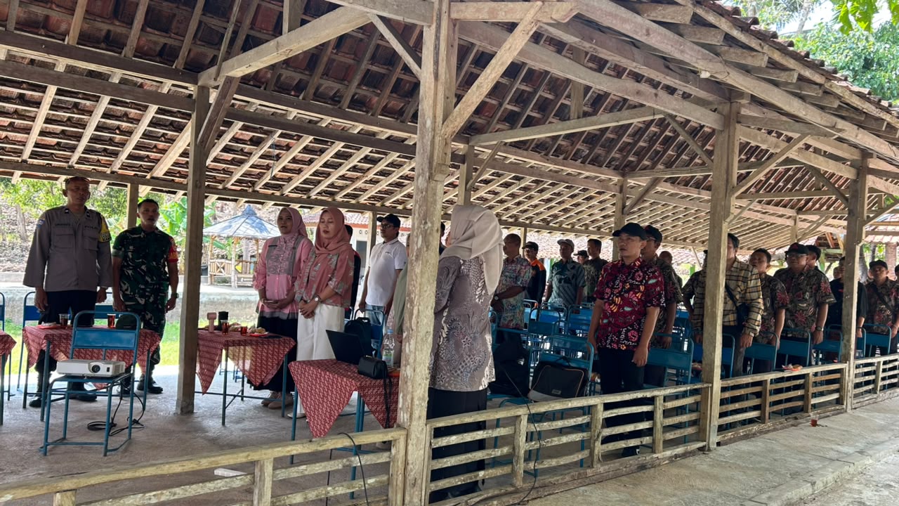 FORUM KOMUNIKASI KELOMPOK SADAR WISATA (FORKOM POKDARWIS) GUNUNGKIDUL